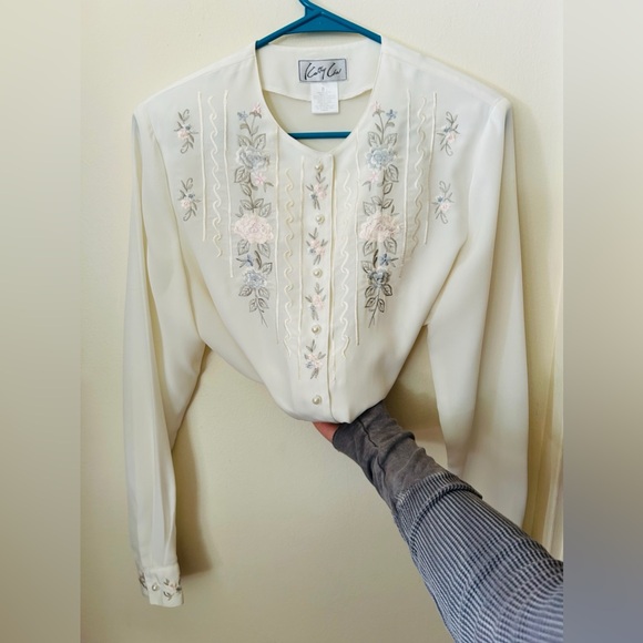 Kathy Che Tops - 872- Kathy Che Vintage Floral Pearl Embroidered Blouse